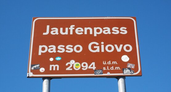 Schild, Jaufenpass, Blauer Hintergrund | © jaufenpass-2799574_1280
