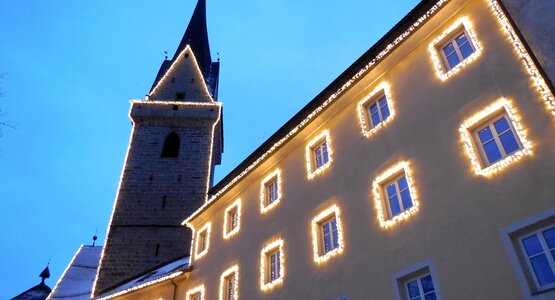 Bruneck, Kirche, Lichter | © (c)brunico-488958_1280