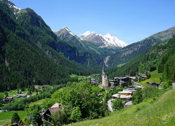 Dorf,Kirche,Berg | © ©Erhard Trojer_TVB Heiligenblut