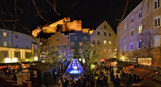 Winter, Adventsmarkt, Weihnachtsmarkt, Lichter, Burg | © Burghausen_Advent (c) Burghauser Touristik GmbH