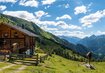 Berge, Hütte, Grass | © (c) Nationalpark Hohe Tauern/ Hannah Assil & Michael Kastl (Verwendung ausschließlich im Zusammenhang mit der Marke Nationalpark Hohe Tauern)