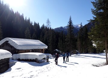 Schnee, Wanderer, Berge | © Schneeschuhwandern Villgratental_TVB Osttirol_Schett Christof - Freizeitproduktionen GmbH_Innervillgraten(c) TVB OsttirolSch (2)