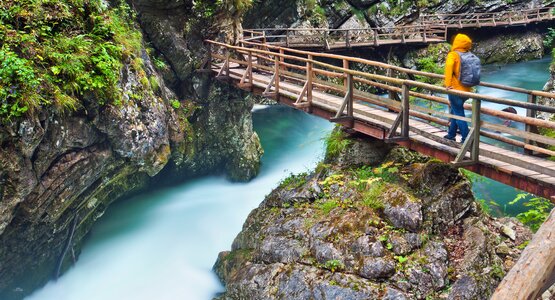Brücke, Bach, Wasser, Steine | © (c)www.slovenia.info, F002493-11_vintgar_jost_gantar_orig_jpg-photo-m