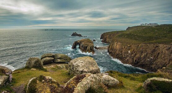 Felsen, Strand, Blumen, Meer | © Land's End (C) Pixabay