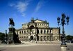 Opernhaus, Hauptplatz, Statue, Menschen | © Dresden theaterplatz mit semperoper (c) DWT-dittrich