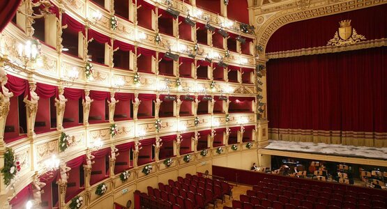 Triest, Oper, Bühne | © (c) Teatro Verdi Triest_Interno Teatro Verdi Trieste 4