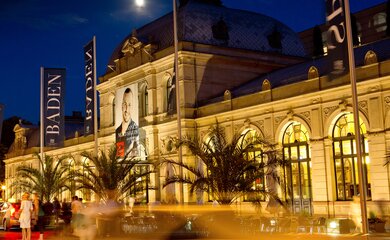Baden Baden Festspielhaus Musical Oper Haus Promenade | © Baden-Baden Kur & Tourismus GmbH