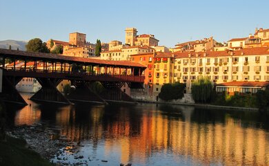 Bassano del Grappa Brücke Fluss Venetien | © Gitti Grüner