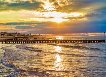 Jesolo Italien Strand Meer Sonnenaufgang | © Simone_ph auf Pixabay