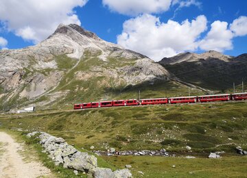 Schweiz Natur Wandern Berge Engadin | © Jasmin Egger